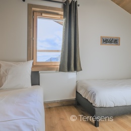 2 PIECES 2 CABINES - 6/8 PERSONNES