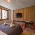 CHAMBRE KITCHENETTE MEGEVE MEGEVE -leclat-des-veriaz-studio-©andrewclifforth-2