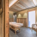 MASSAGE 20241205-8765-leclat-des-veriaz-salle-de-massage-©andrew-clifforth