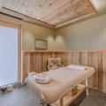 MASSAGE 20241205--leclat-des-veriaz-salle-de-massage-©andrew-clifforth-4